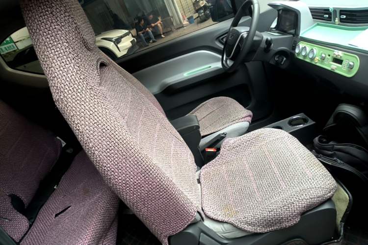 Used Wuling Hongguang MINIEV 2021 Macaron Premium Model – Lithium Iron Phosphate Right Front Seat
