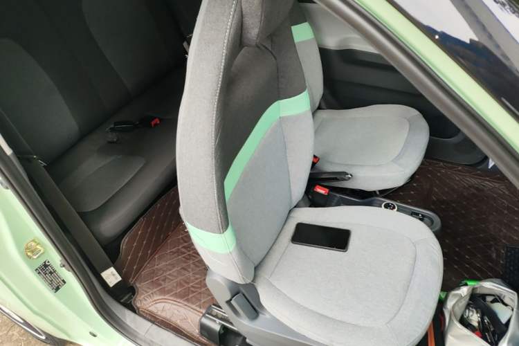 Used Wuling Hongguang MINIEV 2021 Macaron Premium Model – Lithium Iron Phosphate Right Front Seat