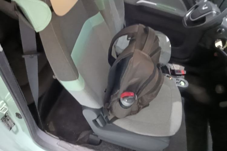 Used Wuling Hongguang MINIEV 2021 Macaron Premium Model – Lithium Iron Phosphate Right Front Seat