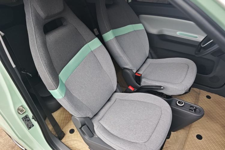 Used Wuling Hongguang MINIEV 2021 Macaron Premium Model – Lithium Iron Phosphate Right Front Seat
