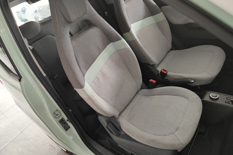 Used Wuling Hongguang MINIEV 2021 Macaron Fashion Model Lithium Iron Phosphate Right Front Seat