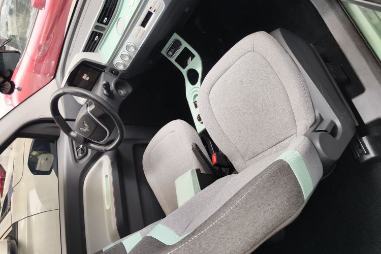Used Wuling Hongguang MINIEV 2021 Macaron Premium Model – Lithium Iron Phosphate Right Front Seat