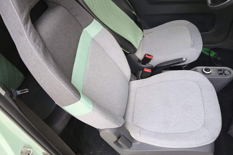 Used Wuling Hongguang MINIEV 2021 Macaron Premium Model – Lithium Iron Phosphate Right Front Seat