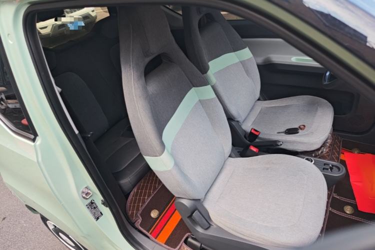 Used Wuling Hongguang MINIEV 2021 Macaron Fashion Model Lithium Iron Phosphate Right Front Seat