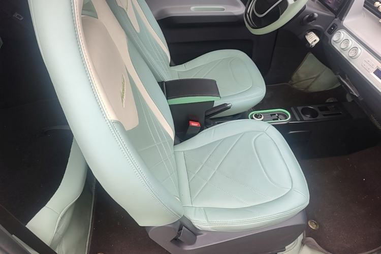 Used Wuling Hongguang MINIEV 2021 Macaron Premium Model – Lithium Iron Phosphate Right Front Seat