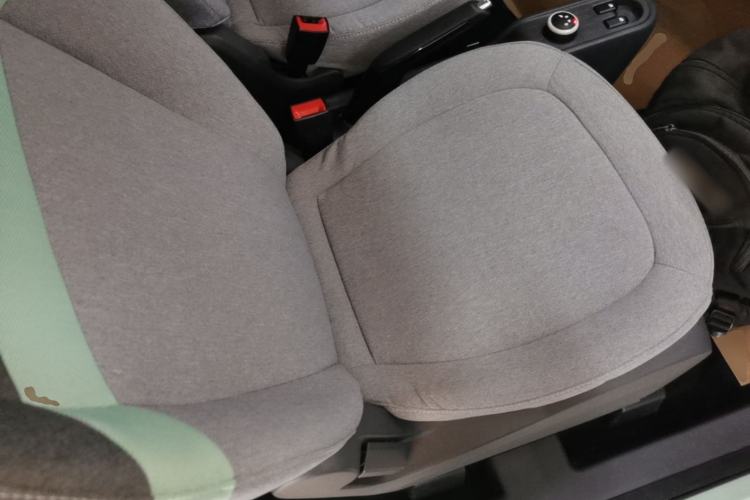 Used Wuling Hongguang MINIEV 2021 Macaron Premium Model – Lithium Iron Phosphate Right Front Seat