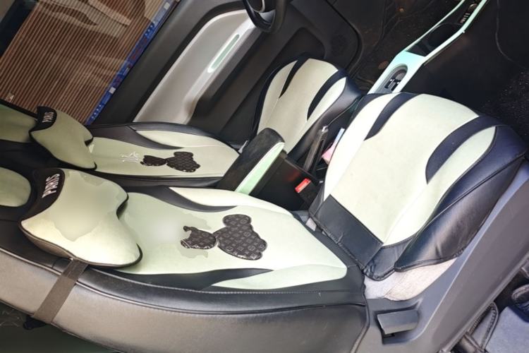 Used Wuling Hongguang MINIEV 2021 Macaron Premium Model – Lithium Iron Phosphate Right Front Seat
