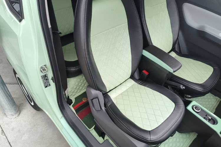 Used Wuling Hongguang MINIEV 2021 Macaron Premium Model – Lithium Iron Phosphate Right Front Seat