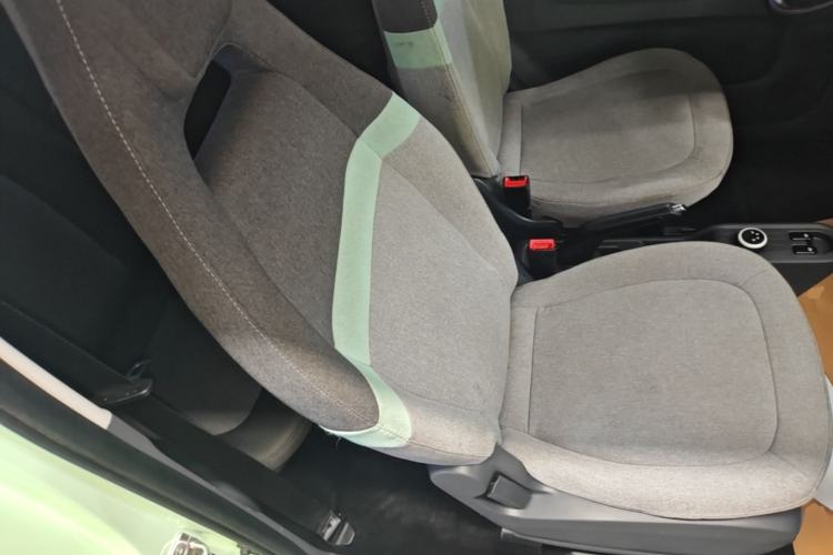 Used Wuling Hongguang MINIEV 2021 Macaron Premium Model – Lithium Iron Phosphate Right Front Seat