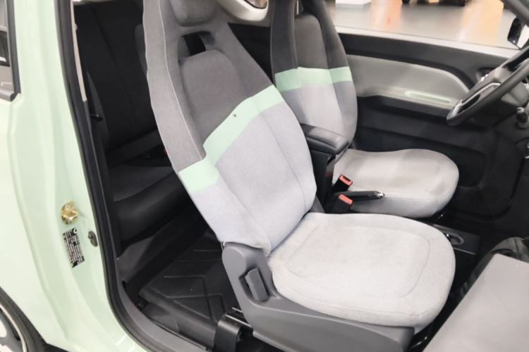 Used Wuling Hongguang MINIEV 2021 Macaron Premium Model – Lithium Iron Phosphate Right Front Seat