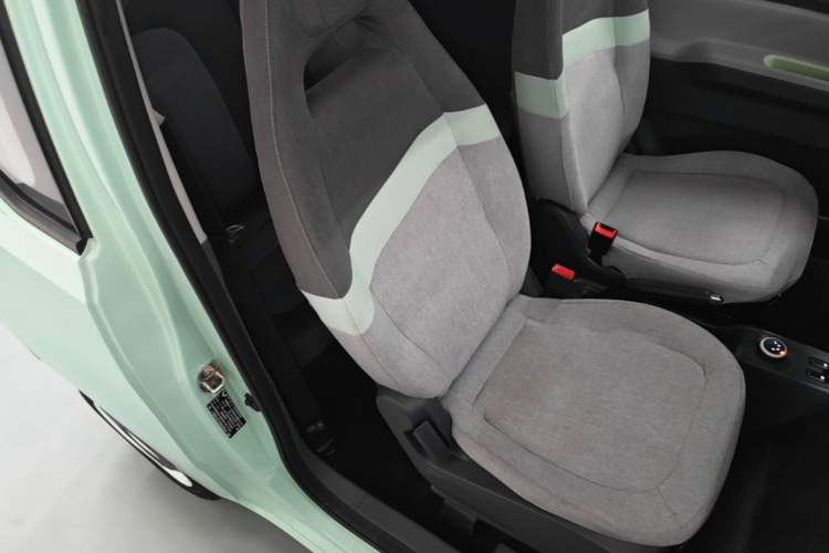 Used Wuling Hongguang MINIEV 2021 Macaron Premium Model – Lithium Iron Phosphate Right Front Seat