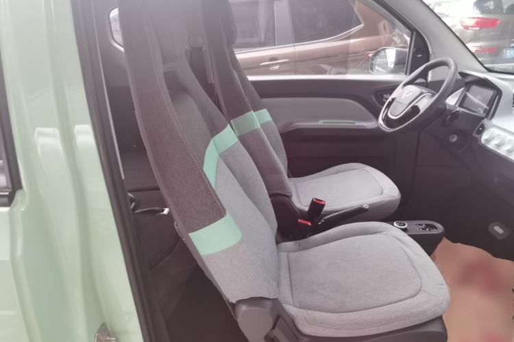Used Wuling Hongguang MINIEV 2021 Macaron Premium Model – Lithium Iron Phosphate Right Front Seat