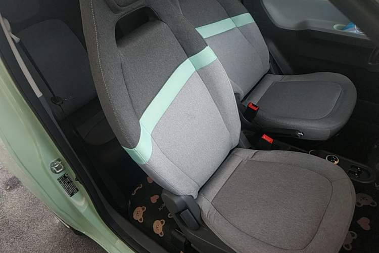 Used Wuling Hongguang MINIEV 2021 Macaron Premium Model – Lithium Iron Phosphate Right Front Seat