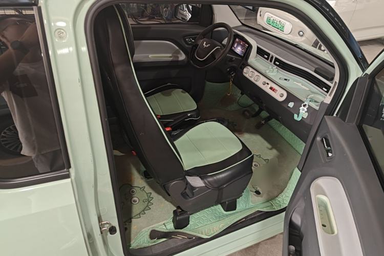 Used Wuling Hongguang MINIEV 2021 Macaron Premium Model – Lithium Iron Phosphate Right Front Seat