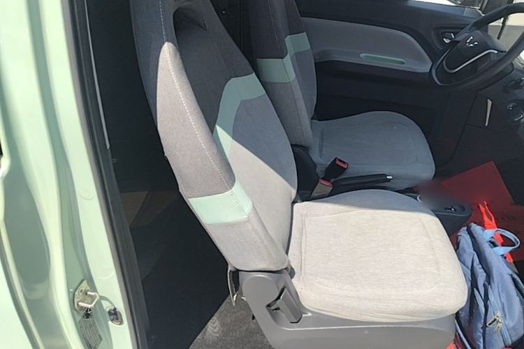 Used Wuling Hongguang MINIEV 2021 Macaron Premium Model – Lithium Iron Phosphate Right Front Seat