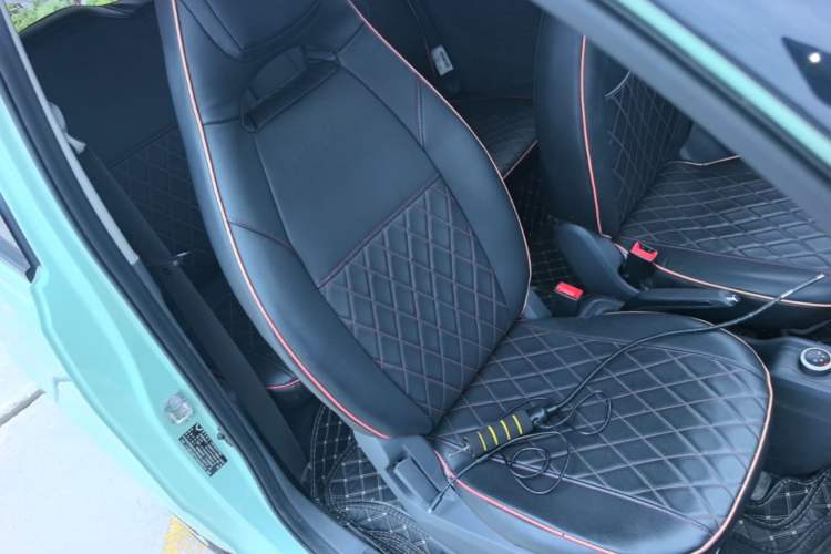 Used Wuling Hongguang MINIEV 2021 Macaron Fashion Model Lithium Iron Phosphate Right Front Seat