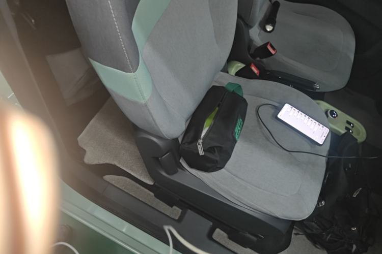 Used Wuling Hongguang MINIEV 2021 Macaron Premium Model – Lithium Iron Phosphate Right Front Seat
