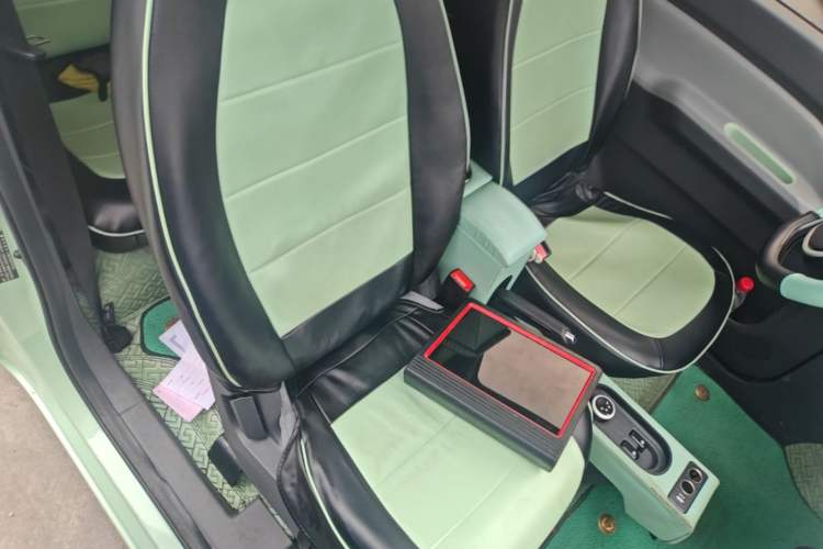 Used Wuling Hongguang MINIEV 2021 Macaron Premium Model – Lithium Iron Phosphate Right Front Seat