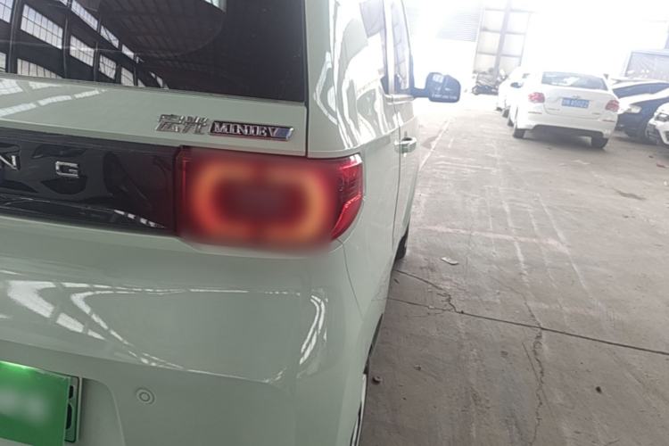 Used Wuling Hongguang MINIEV 2021 Macaron Premium Model – Lithium Iron Phosphate Right Rear Taillight