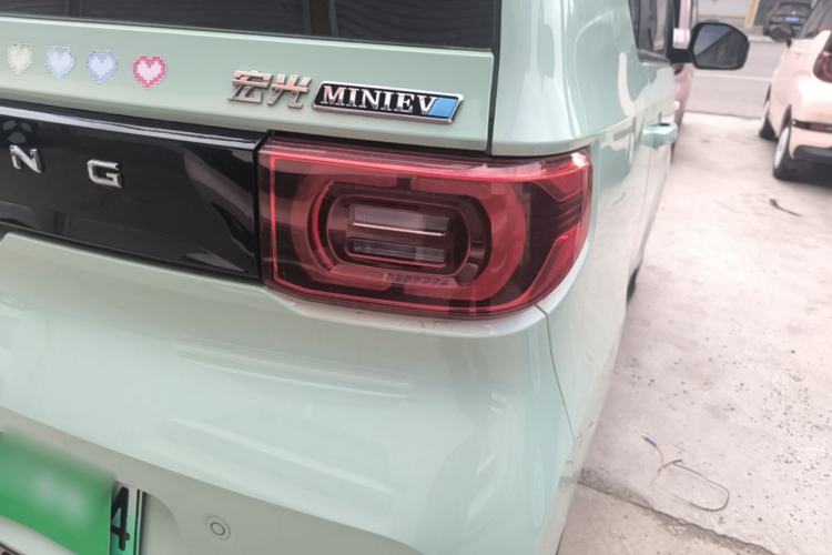 Used Wuling Hongguang MINIEV 2021 Macaron Fashion Model Lithium Iron Phosphate Right Rear Taillight