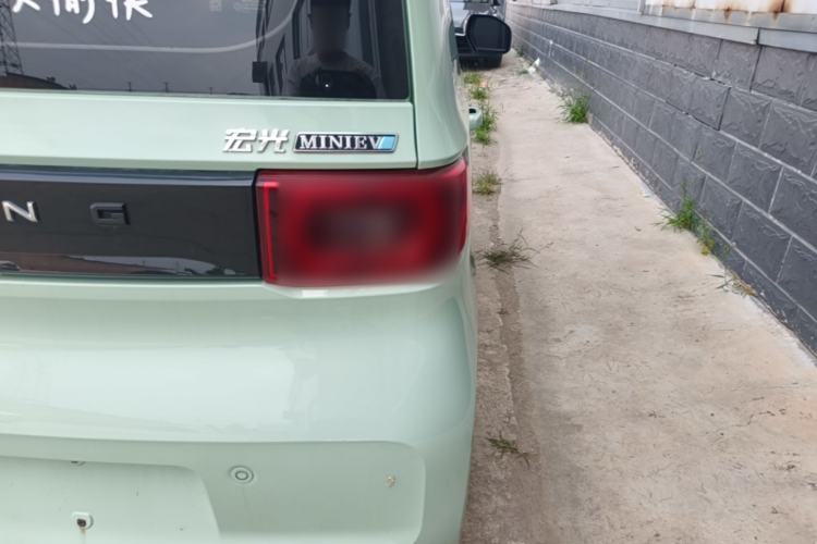 Used Wuling Hongguang MINIEV 2021 Macaron Premium Model – Lithium Iron Phosphate Right Rear Taillight