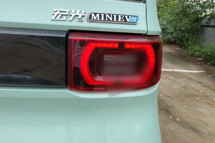 Used Wuling Hongguang MINIEV 2021 Macaron Fashion Model Lithium Iron Phosphate Right Rear Taillight