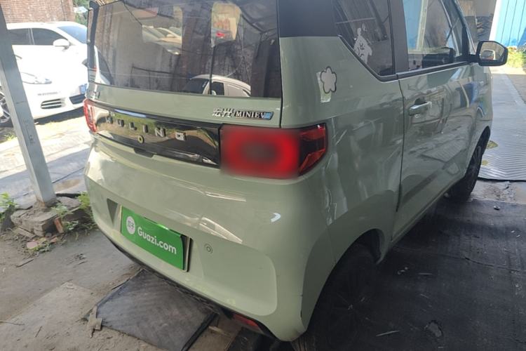 Used Wuling Hongguang MINIEV 2021 Macaron Fashion Model Lithium Iron Phosphate Right Rear Taillight