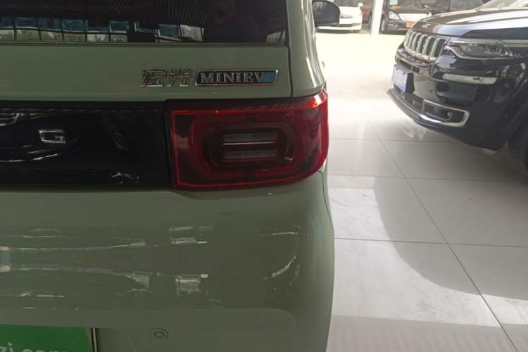 Used Wuling Hongguang MINIEV 2021 Macaron Premium Model – Lithium-NMC Right Rear Taillight