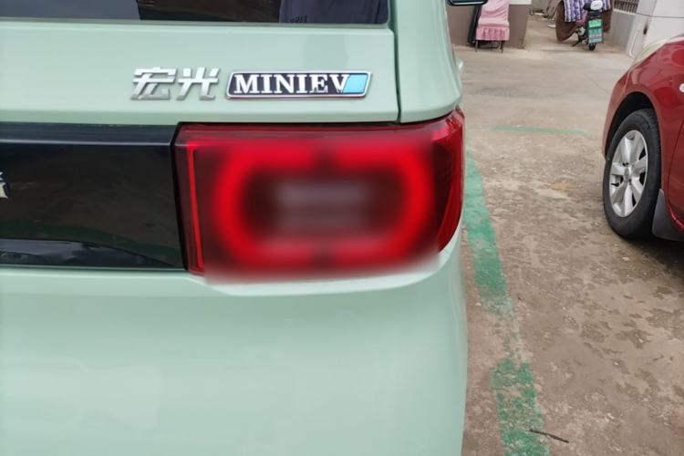 Used Wuling Hongguang MINIEV 2021 Macaron Premium Model – Lithium-NMC Right Rear Taillight