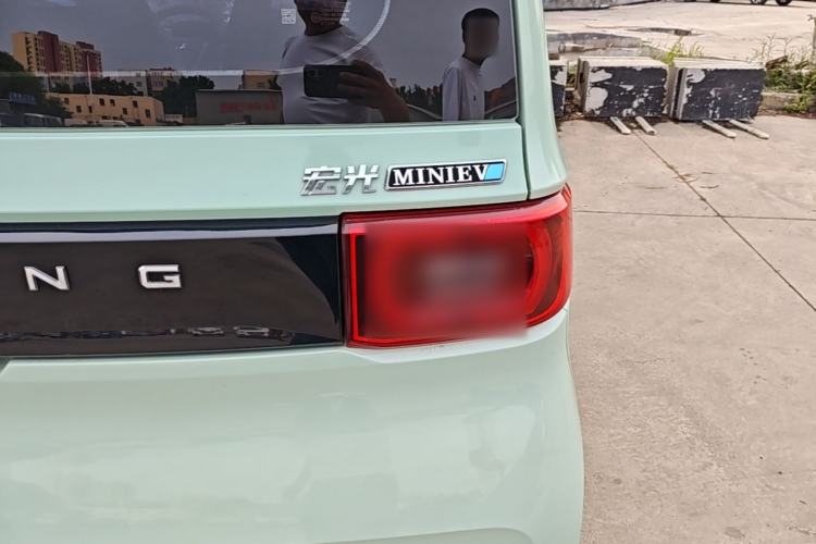 Used Wuling Hongguang MINIEV 2021 Macaron Premium Model – Lithium Iron Phosphate Right Rear Taillight