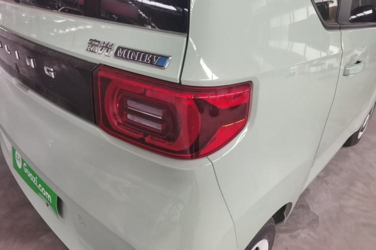 Used Wuling Hongguang MINIEV 2021 Macaron Premium Model – Lithium Iron Phosphate Right Rear Taillight
