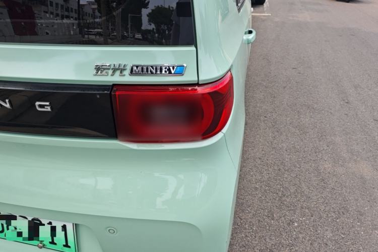 Used Wuling Hongguang MINIEV 2021 Macaron Fashion Model Lithium Iron Phosphate Right Rear Taillight