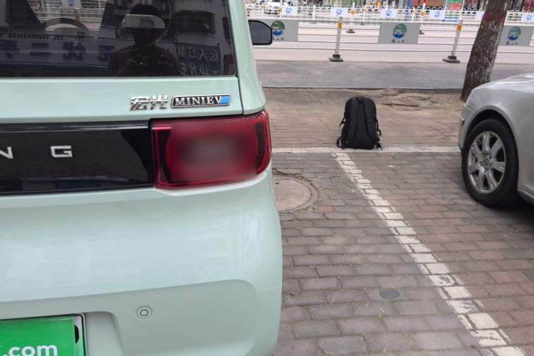 Used Wuling Hongguang MINIEV 2021 Macaron Fashion Model Lithium Iron Phosphate Right Rear Taillight