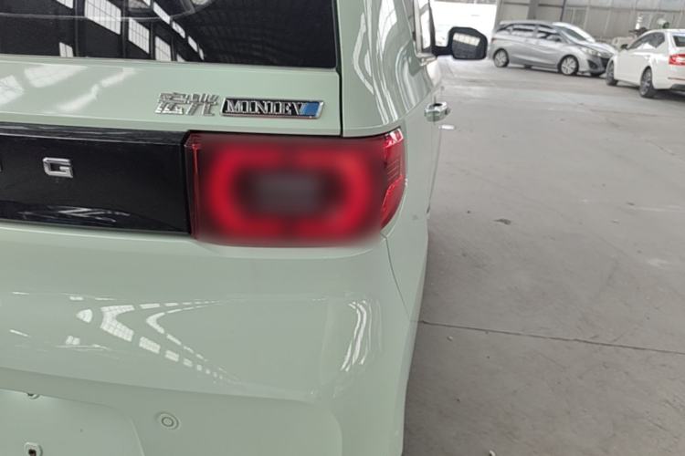 Used Wuling Hongguang MINIEV 2021 Macaron Fashion Model Lithium Iron Phosphate Right Rear Taillight