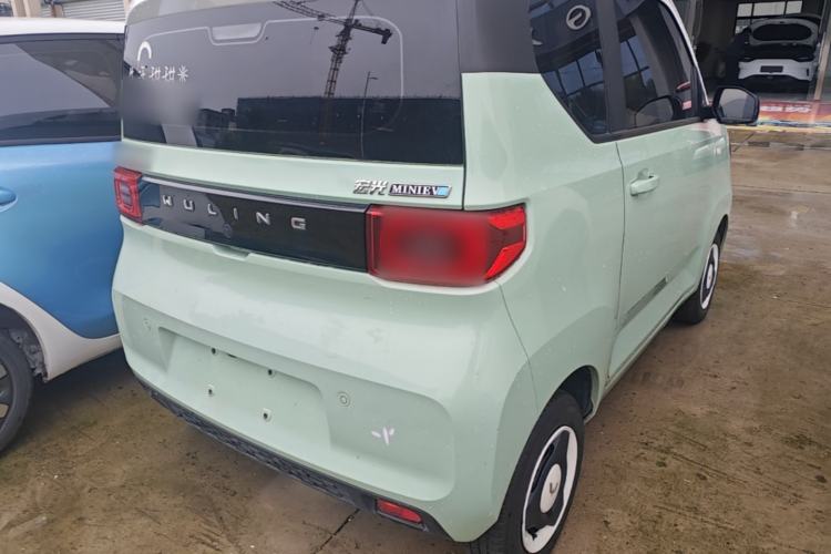 Used Wuling Hongguang MINIEV 2021 Macaron Premium Model – Lithium Iron Phosphate Right Rear Taillight