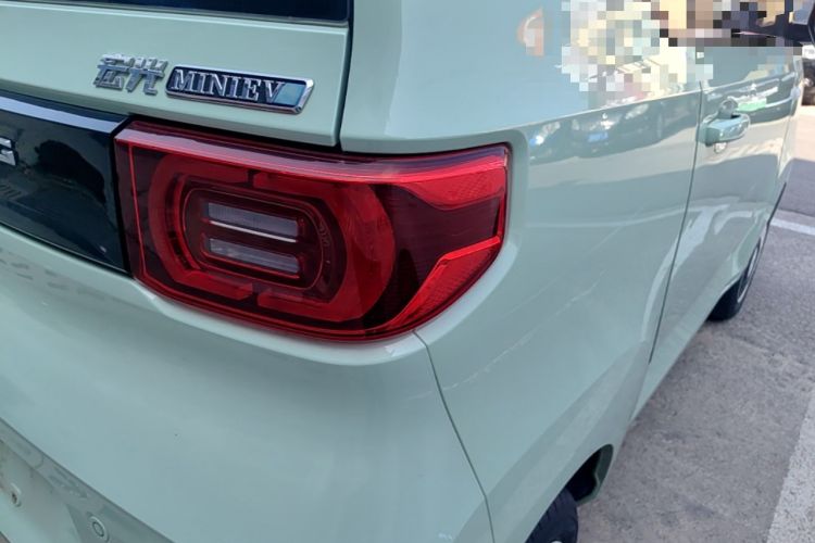 Used Wuling Hongguang MINIEV 2021 Macaron Fashion Model Lithium Iron Phosphate Right Rear Taillight