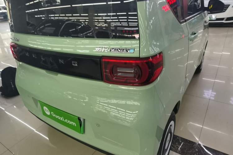 Used Wuling Hongguang MINIEV 2021 Macaron Premium Model – Lithium Iron Phosphate Right Rear Taillight