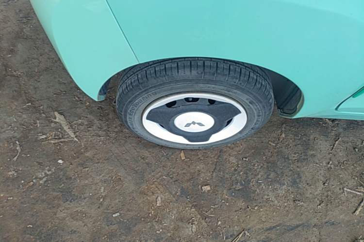Used Wuling Hongguang MINIEV 2021 Macaron Premium Model – Lithium Iron Phosphate Right Rear Wheel Hub