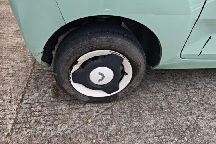 Used Wuling Hongguang MINIEV 2021 Macaron Premium Model – Lithium-NMC Right Rear Wheel Hub
