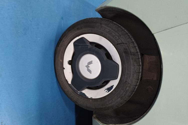 Used Wuling Hongguang MINIEV 2021 Macaron Premium Model – Lithium Iron Phosphate Right Rear Wheel Hub