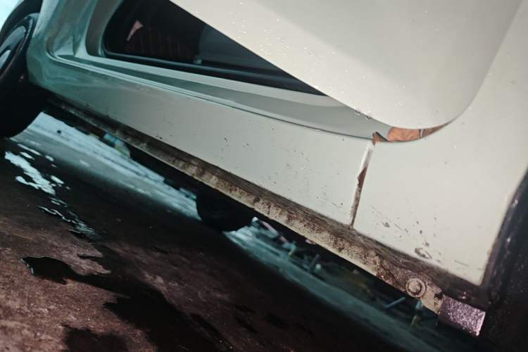 Used Wuling Hongguang MINIEV 2021 Macaron Premium Model – Lithium Iron Phosphate Right Side Sill