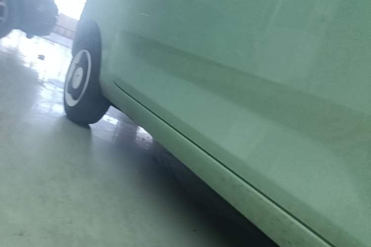 Used Wuling Hongguang MINIEV 2021 Macaron Premium Model – Lithium Iron Phosphate Right Side Sill