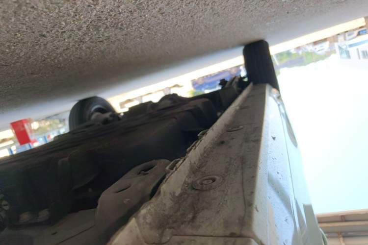 Used Wuling Hongguang MINIEV 2021 Macaron Premium Model – Lithium-NMC Right Side Sill