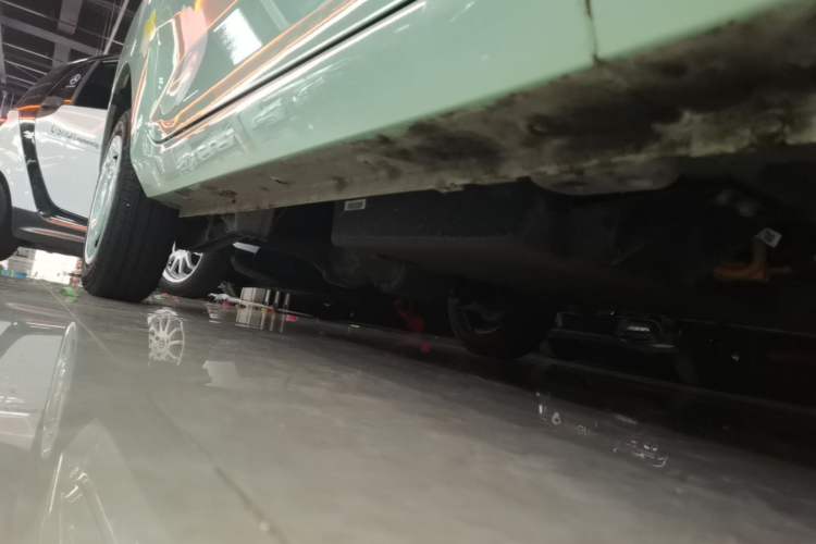 Used Wuling Hongguang MINIEV 2021 Macaron Fashion Model Lithium Iron Phosphate Right Side Sill