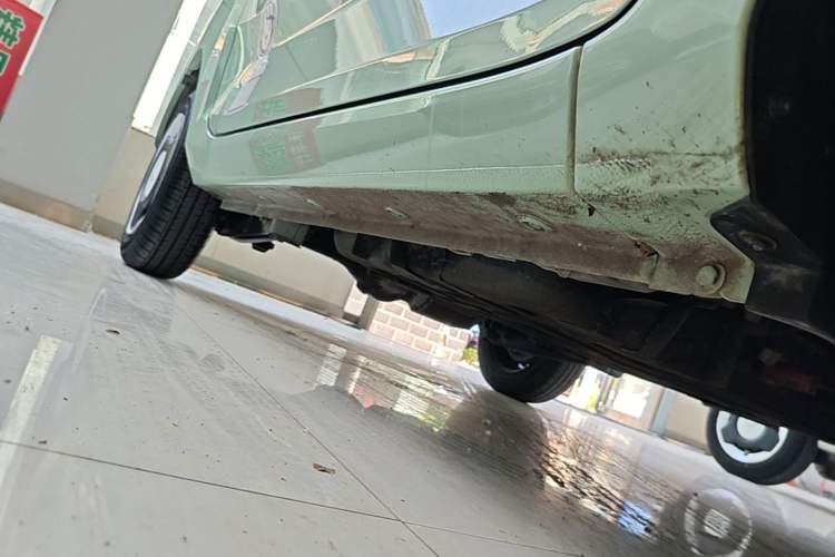 Used Wuling Hongguang MINIEV 2021 Macaron Premium Model – Lithium Iron Phosphate Right Side Sill