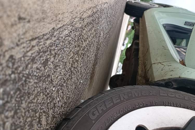 Used Wuling Hongguang MINIEV 2021 Macaron Premium Model – Lithium Iron Phosphate Right Side Sill