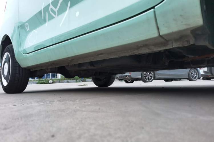 Used Wuling Hongguang MINIEV 2021 Macaron Premium Model – Lithium Iron Phosphate Right Side Sill