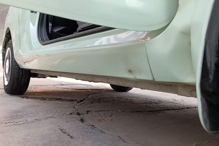 Used Wuling Hongguang MINIEV 2021 Macaron Premium Model – Lithium Iron Phosphate Right Side Sill