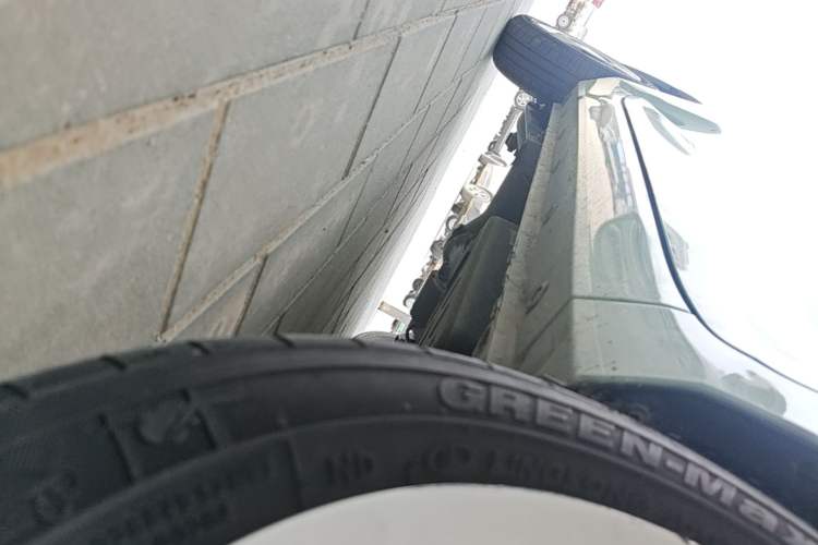 Used Wuling Hongguang MINIEV 2021 Macaron Fashion Model Lithium Iron Phosphate Right Side Sill