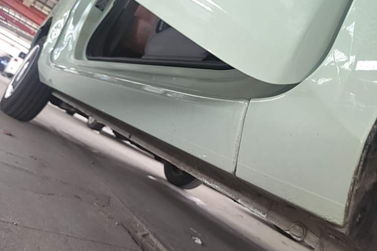 Used Wuling Hongguang MINIEV 2021 Macaron Premium Model – Lithium Iron Phosphate Right Side Sill